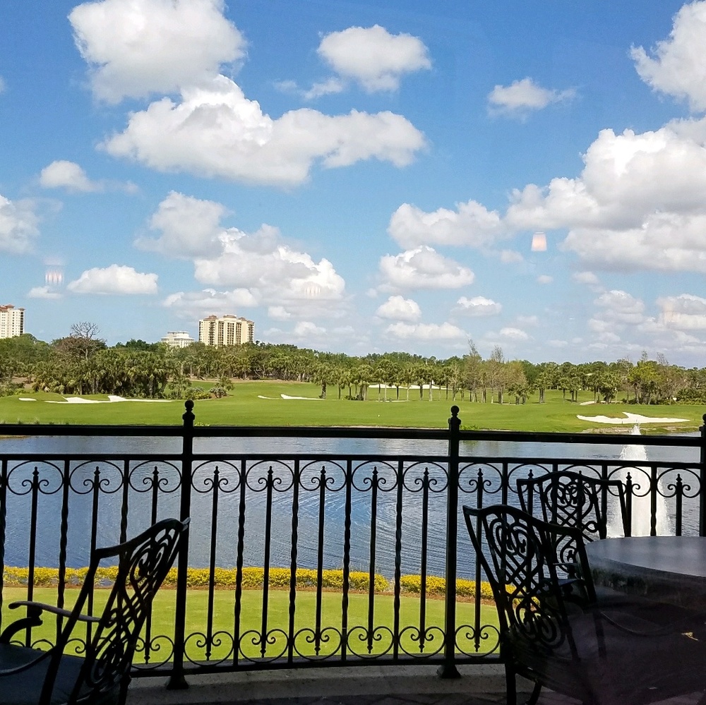 Meet your Posher, Melanie